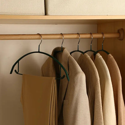 Wooden Clothes Hangers – Non-Slip Design for Wrinkle-Free and Organized Wardrobes 3