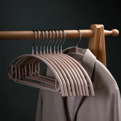 Wooden Clothes Hangers – Non-Slip Design for Wrinkle-Free and Organized Wardrobes 10