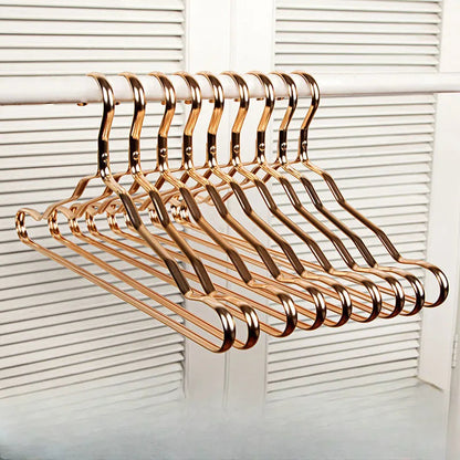 Clothes Hangers – Elegant Brass Design for Durable Wardrobe Organization 5