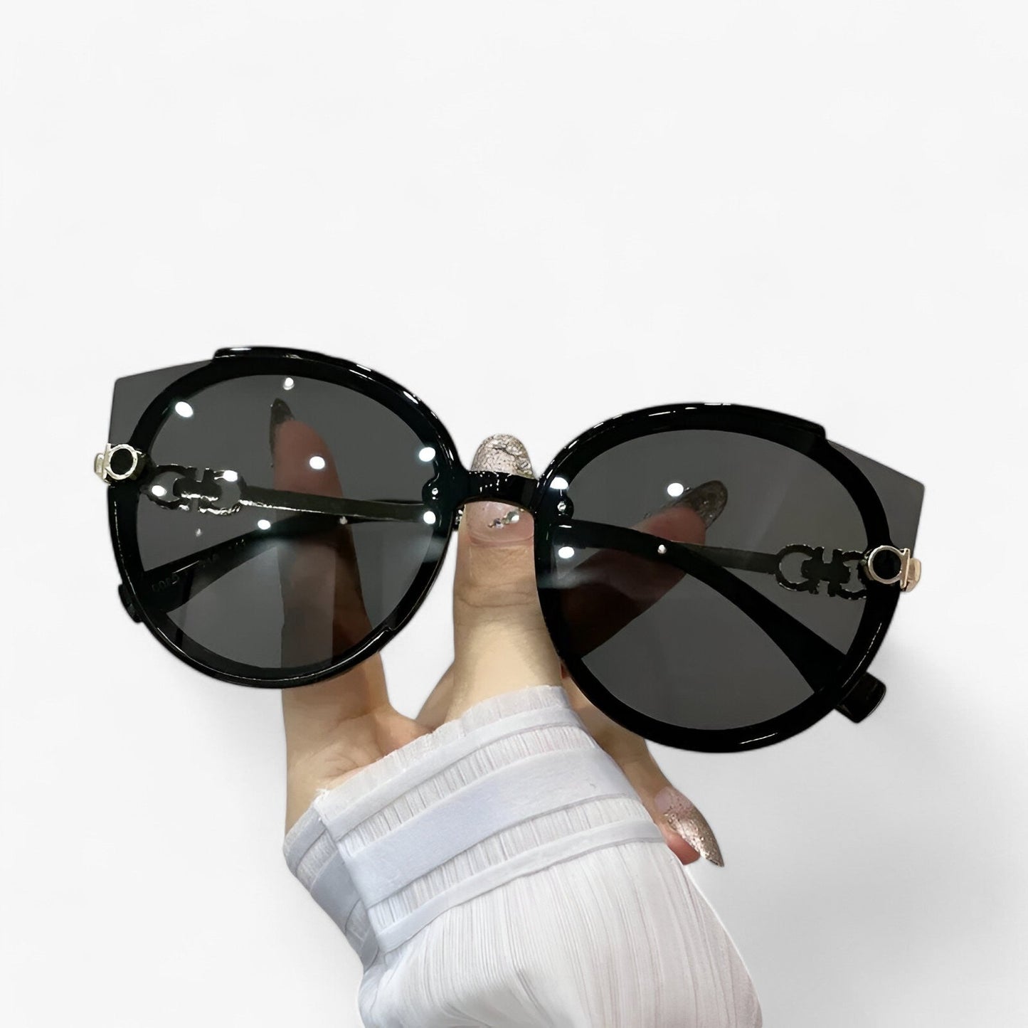 Women's Sunglasses – Vintage Gradient Design with UV400 Protection for Stylish Eye Safety 3