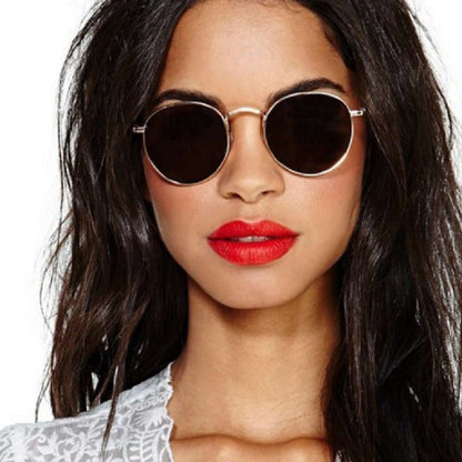 Elegant Women's Sunglasses – Stylish Metal Frames with UV Protection