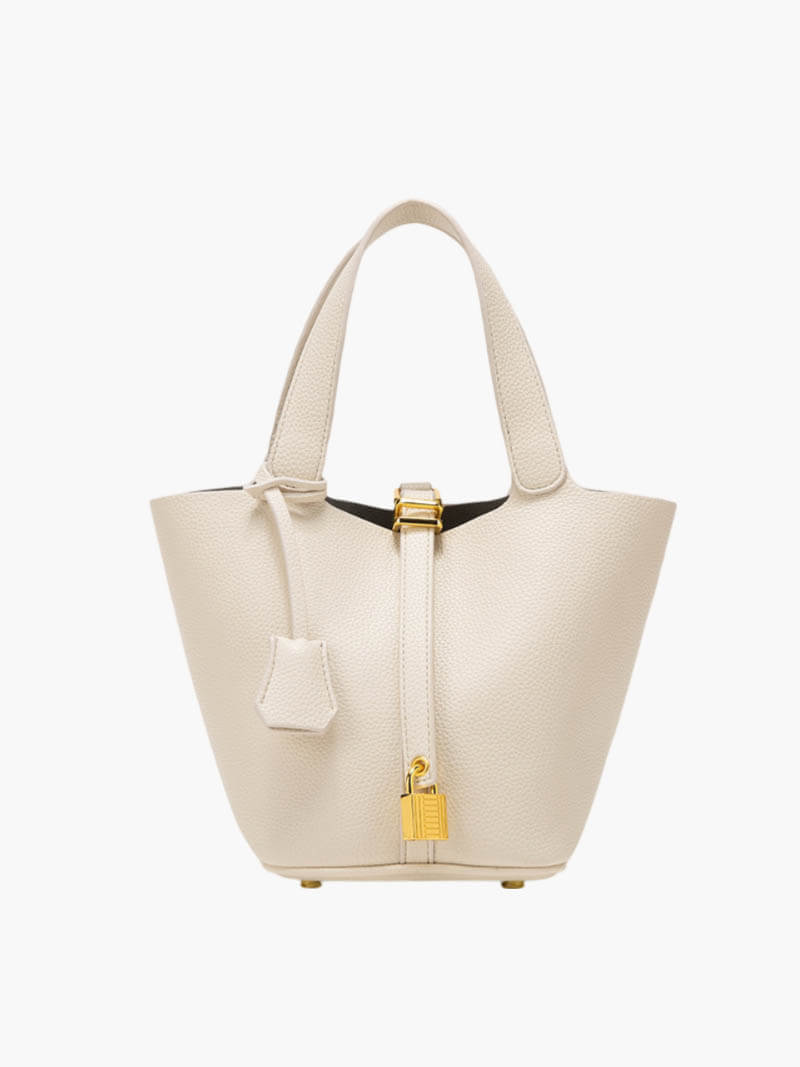 Handbag – Elegant Leather Design with Luxurious Gold Accents