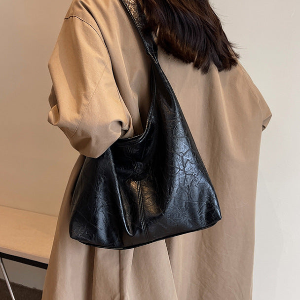 Shoulder Bag – Stylish Waterproof Design for Women with Ample Space for Daily Essentials