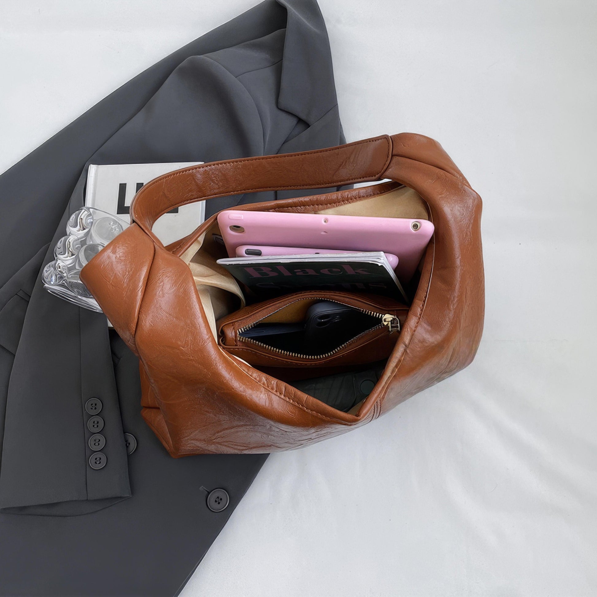 Shoulder Bag – Stylish Waterproof Design for Women with Ample Space for Daily Essentials