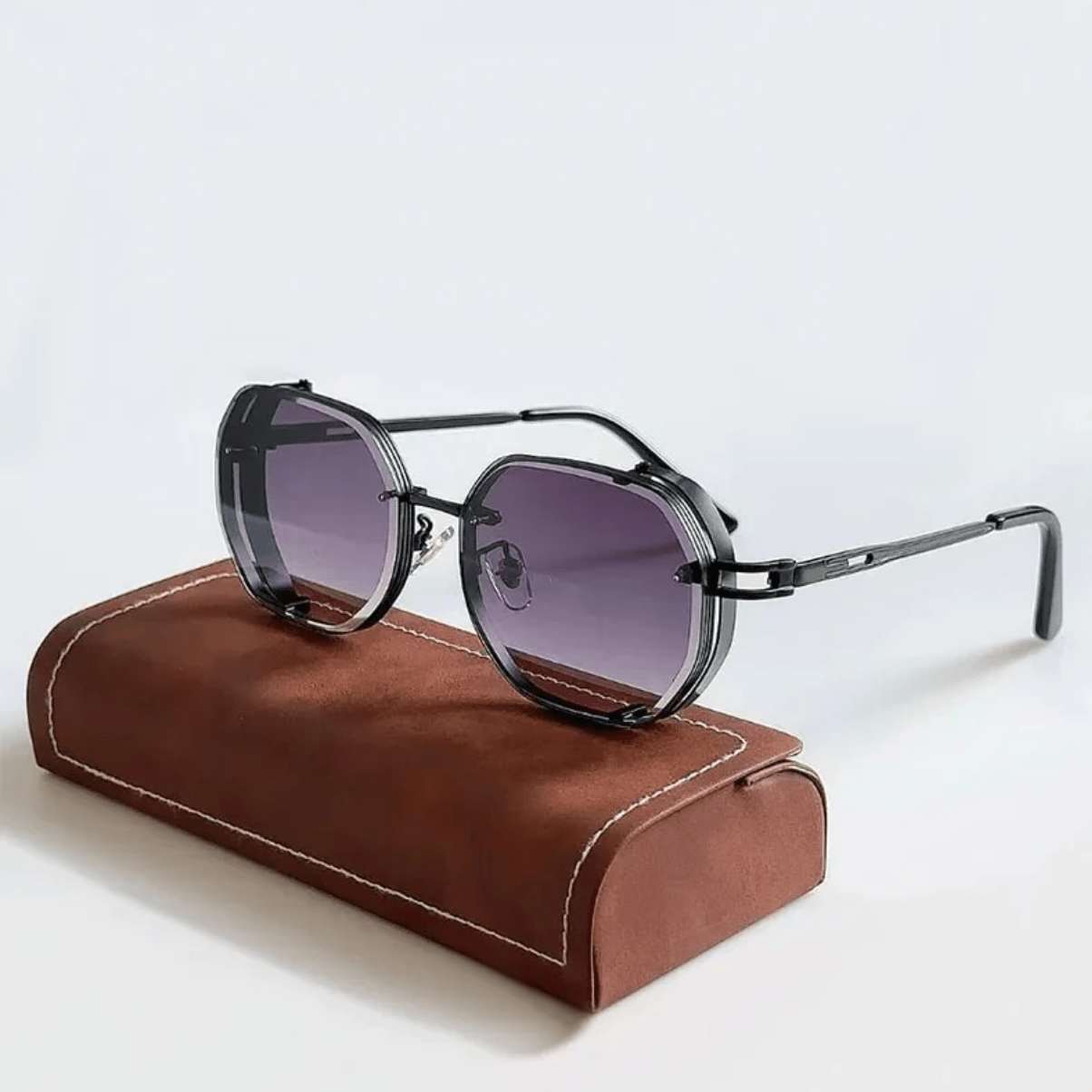 Sleek Men's Sunglasses – Elegant Steel Frame with UV400 Protection