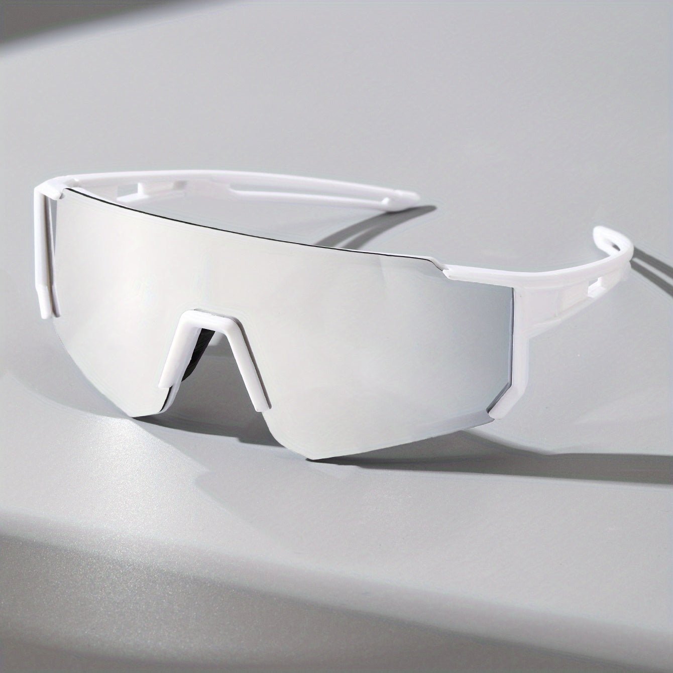 Sport Sunglasses – UV Protection for Outdoor Adventures and Clarity