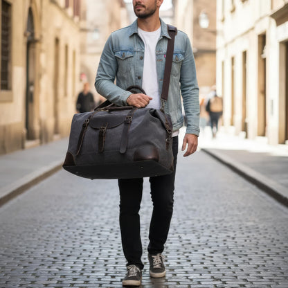 Stylish Men's Duffle Bag – Spacious Canvas Design with Leather Accents for Comfortable Travel