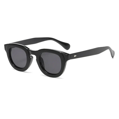 Stylish Sunglasses – Modern Design with UV Protection for All-Day Comfort