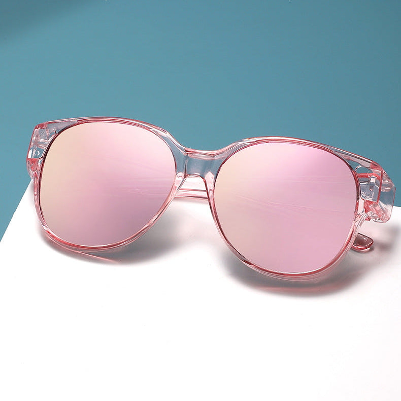Stylish Women's Sunglasses – Cat-Eye Design with UV400 Protection