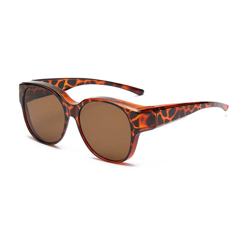 Stylish Women's Sunglasses – Cat-Eye Design with UV400 Protection