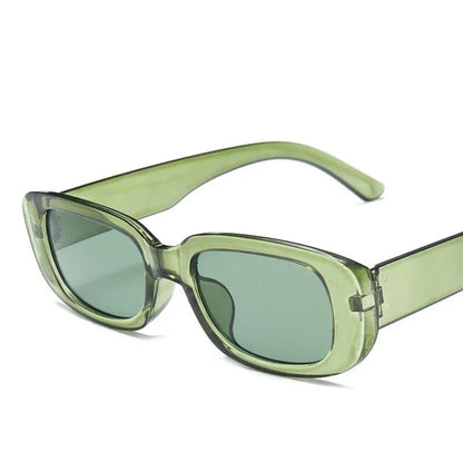 Stylish Women's Sunglasses – UV400 Protection for Eye Safety