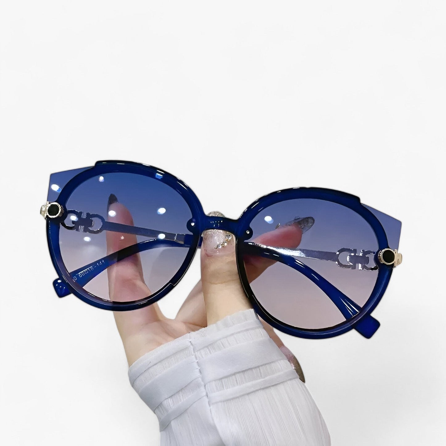 Vintage Style Women's Sunglasses – UV400 Protection for Enhanced Eye Safety and Fashion