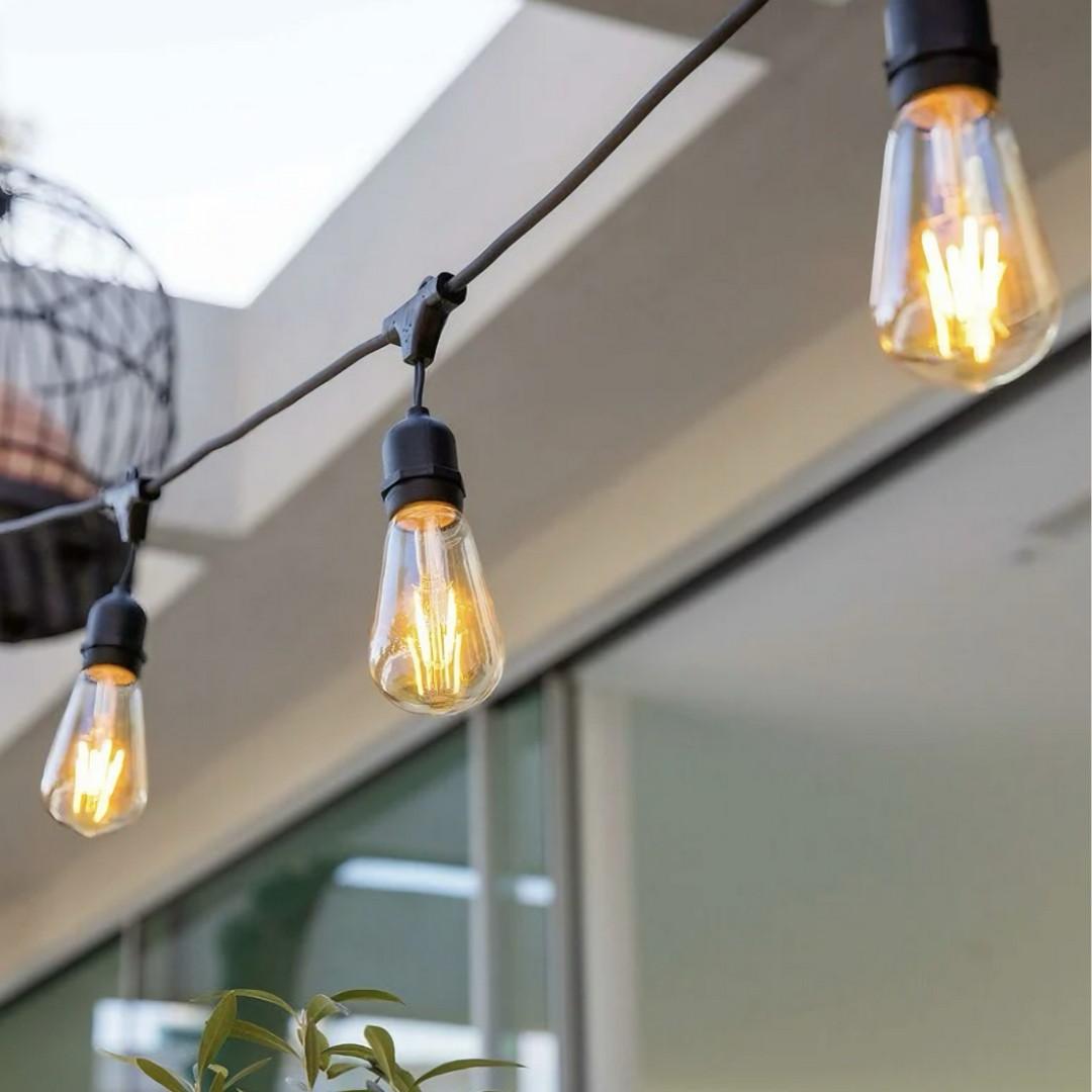 Weatherproof Outdoor Festoon Lights – Warm Illumination for Enchanting Garden Gatherings
