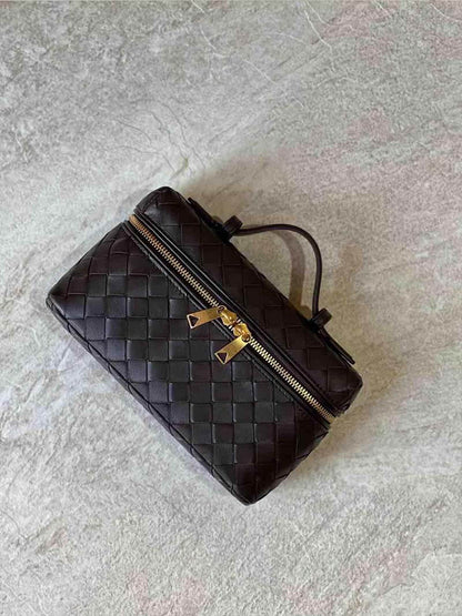 Women's Handbag – Handwoven Leather Design for Organized Style and Elegance